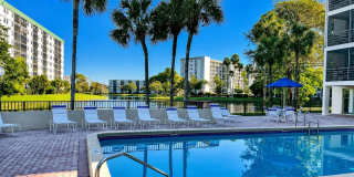 2307 S Cypress Bend Drive Gallery 1