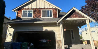 4B, 2.5BA Pet-friendly home w/2-car garage in Whitman Court -Renton, $3,595 per month Gallery 1
