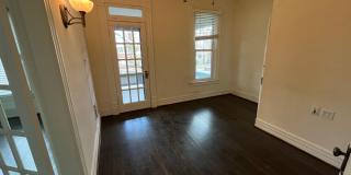 Stunning Victorian Duplex for Rent Gallery 32