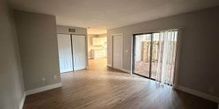 Charming 2BR/1.5BA Townhome - Ideal Location in Port Orange Gallery 3