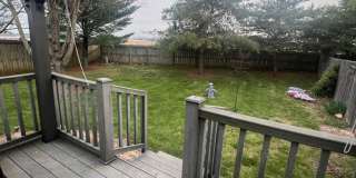 2 bedroom/2 bath townhouse with 2 car garage Gallery 4