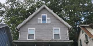 1615 Rowland Ave NE Gallery 1