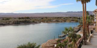 Riverfront 4 Bedroom Vacation Home Includes utiliities Gallery 3