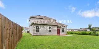 Beautiful home Located in desirable west Fayetteville neighborhood with playground Gallery 29
