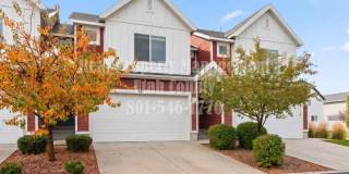 Spacious Saratoga Springs Townhome with Mountain Views, Modern Amenities, & Pool Access, Plus $500 off first full month rent Gallery 1