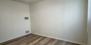 #705 Gallery 10