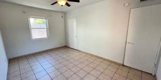 30 W Culver Street unit: Apt B Gallery 27