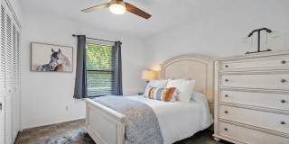 1369 Riverside Circle Gallery 20