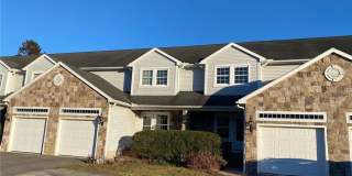 105 Lantern Court unit: 105 Gallery 1