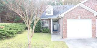 Wonderful and Large 3 Bedroom 2.5 Bath End Unit Townhome w/Garage Gallery 1