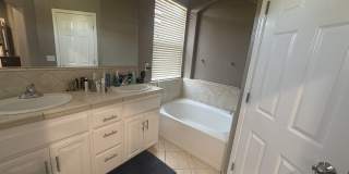 9745 W Taron Dr Elk Grove , CA 95757 9745 W Taron Dr Elk Grove , CA 95757 Gallery 19
