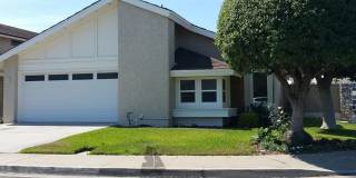This single level 3 Bed, 2 Bath 1538 sq.ft. home in Irvine Gallery 1