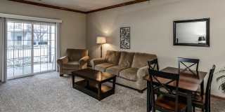 Lakeside Hills Apartments Gallery 19