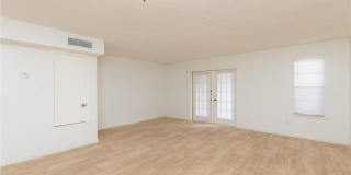 5133 Middlecoff Gallery 23