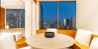210 W RITTENHOUSE SQUARE Gallery 22