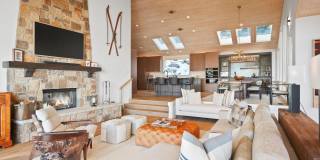 18 Edgewood Lane Gallery 8