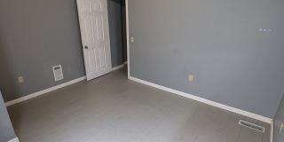 1529-1531 Scott Street Gallery 14