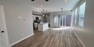 Modern 2 Bed + Flex Townhome with Rooftop Deck Near Paco Sanchez Park & Light Rail Gallery 7