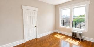 23 Harvard St Gallery 11