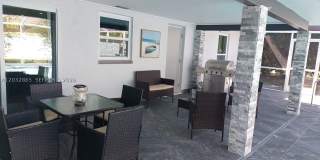 320 SE 15 PL Gallery 7