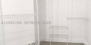 16341 Malibu Dr Gallery 8