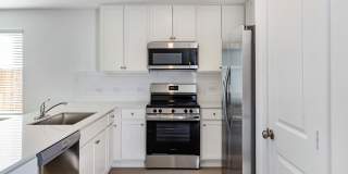 Overlook at Fairwater Rental Homes Gallery 1