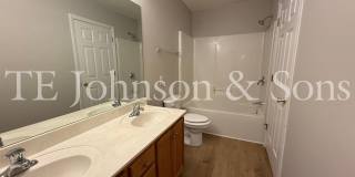 Beautiful 3BR Home with Vaulted Ceilings, Community Pool & Main Level Primary Suite Beautiful 3BR Home with Vaulted Ceilings, Community Pool & Main Level Primary Suite Gallery 14