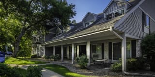 Yorktown Apartments Gallery 1