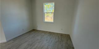 1115 Cove Street E Gallery 12