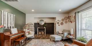801 Rock Hollow Road Gallery 21