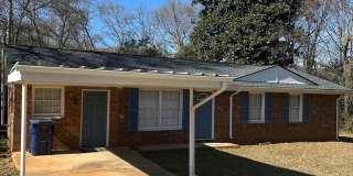 3 bedroom home near Wire Park Gallery 4