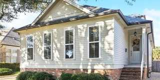 921 FRENCH Street Gallery 1