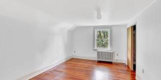 121 KENSINGTON Avenue Gallery 24