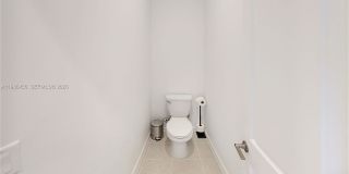 2333 Southeast 28th Court Gallery 10