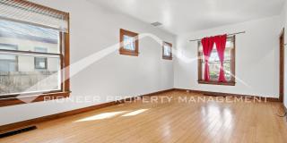 Beautiful Home with Fenced Yard and Washer/Dryer Gallery 7