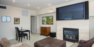 650 Bellevue Way NE Gallery 26