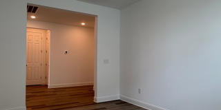 Beautiful 3 Bedroom Home in Grand Hollow with Resort-Style Amenities! Gallery 14