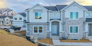 Stunning End Unit Townhome in the Juniper Ridge Subdivision Spanish Fork Gallery 1