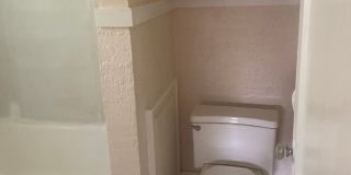 2 bed 1 bath for lease near downtown Gallery 6