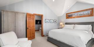 364 Ridge Road Gallery 39