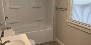 Charming 2BR Home in SoBoCo School District: Idyllic Living on Redbud Street! Gallery 1