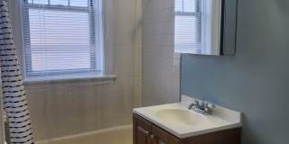Belmont-Cragin One Bed/1 Bath! Cats welcome **Income Guidelines Apply** Gallery 11