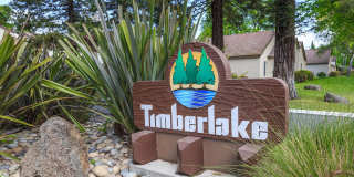 Updated 2-bedroom condo in gated community! Gallery 1