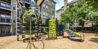 Halstead Alexandria Gallery 25