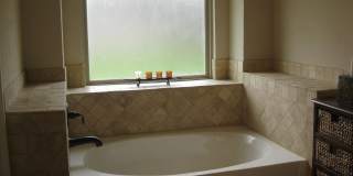 Beautiful 3 Bedroom Home With An In-Ground Storm Shelter!!! Gallery 4