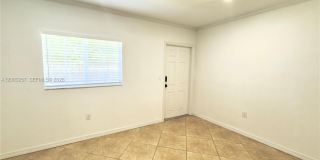 1000 Palm Trl Gallery 8