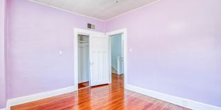 1701 ELM Street Gallery 53