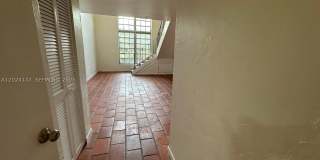 10903 N Kendall Dr Gallery 2