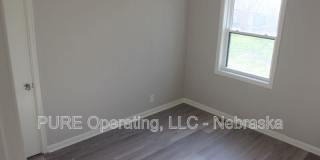 670 S. 69th Street Gallery 19