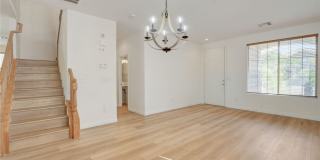10808 Wallflower Avenue Gallery 20